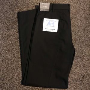 NWT Van Heusen “Air” Cooloong Dress Pants